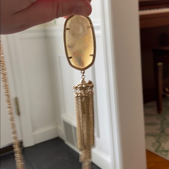 Kendra Scott Mother of Pearl Rayna - Picture 2 of 3